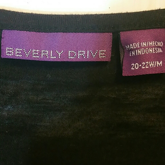 Beverly Drive V Neck Stripe Tee (12) - Picture 7 of 8